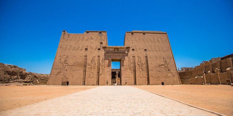 Aswan (2)