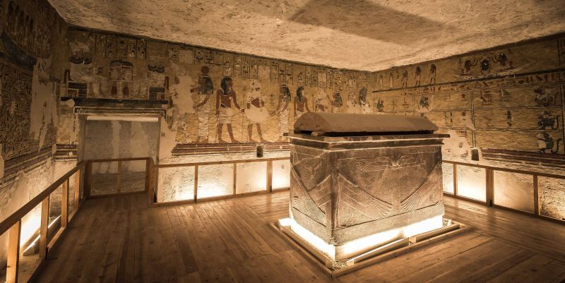 the Valley of the Kings (3)